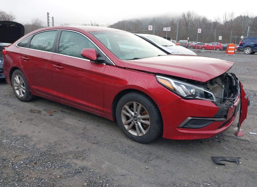 2016 Hyundai Sonata SE (VIN 5NPE24AF8GH347664) main photo
