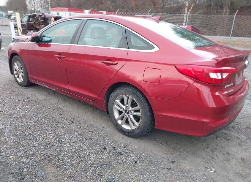 Photo 3 of 2016 Hyundai Sonata SE (VIN 5NPE24AF8GH347664)