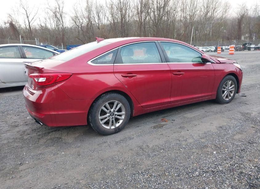 Photo 4 of 2016 Hyundai Sonata SE (VIN 5NPE24AF8GH347664)