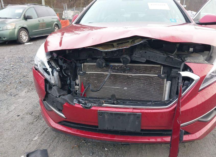 Photo 6 of 2016 Hyundai Sonata SE (VIN 5NPE24AF8GH347664)