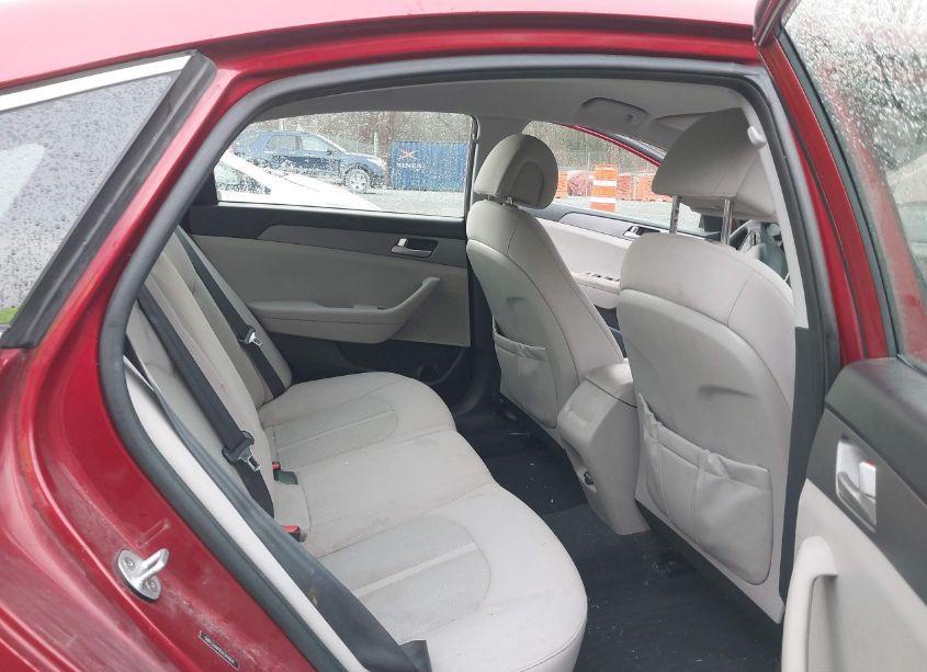 Photo 8 of 2016 Hyundai Sonata SE (VIN 5NPE24AF8GH347664)