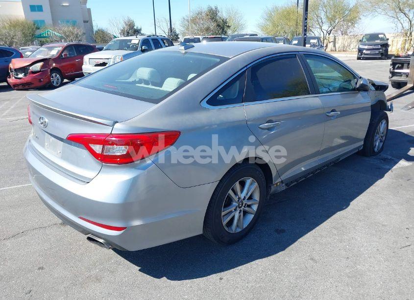 Photo 4 of 2016 Hyundai Sonata SE (VIN 5NPE24AF8GH349009)