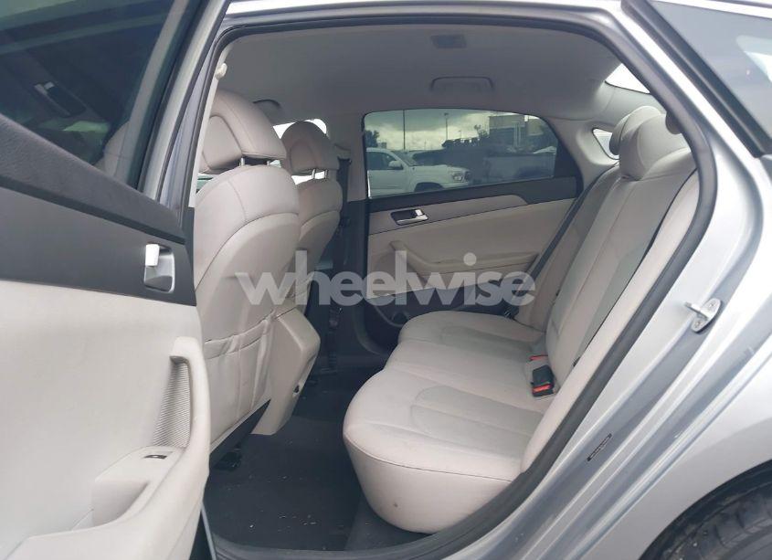 Photo 8 of 2016 Hyundai Sonata SE (VIN 5NPE24AF8GH349009)