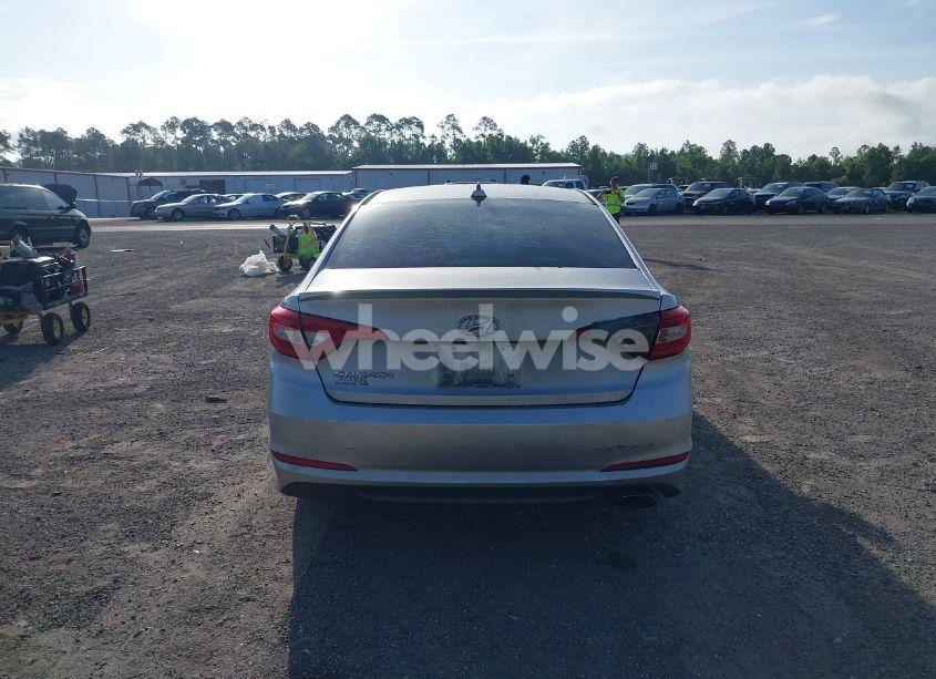 Photo 16 of 2016 Hyundai Sonata SE (VIN 5NPE24AF8GH350287)