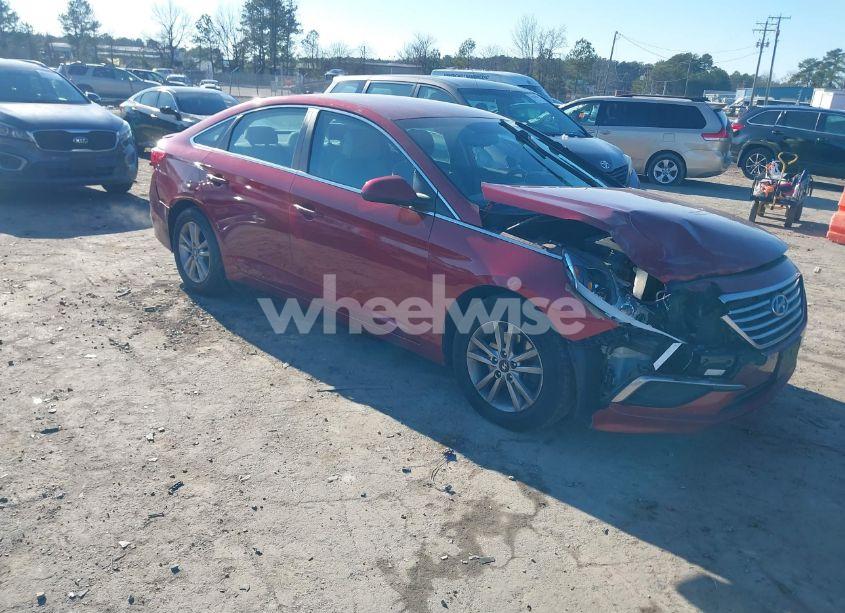 2016 Hyundai Sonata SE (VIN 5NPE24AF8GH362505) main photo