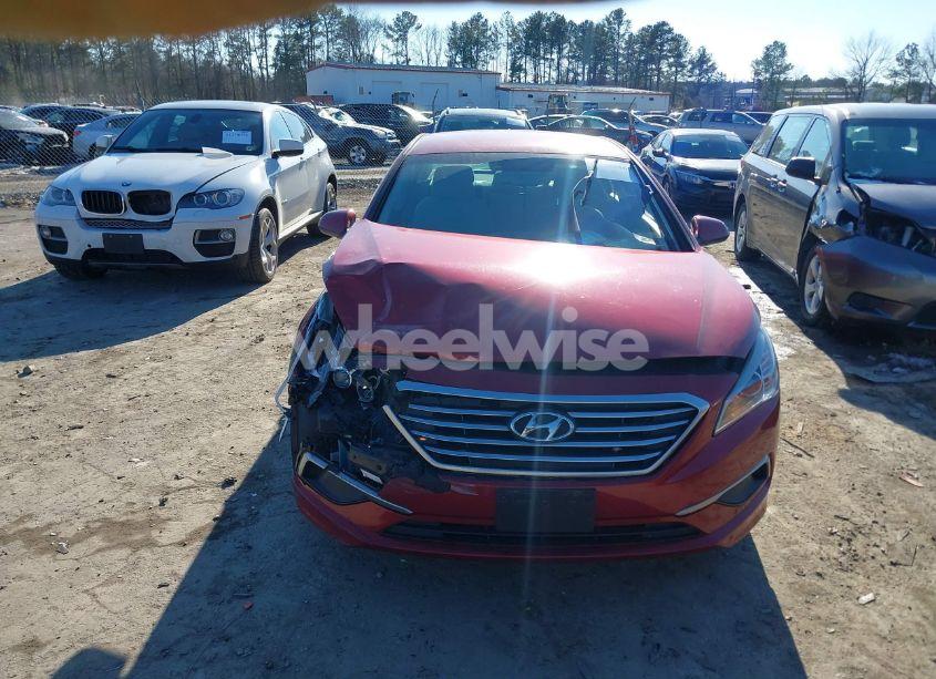 Photo 12 of 2016 Hyundai Sonata SE (VIN 5NPE24AF8GH362505)