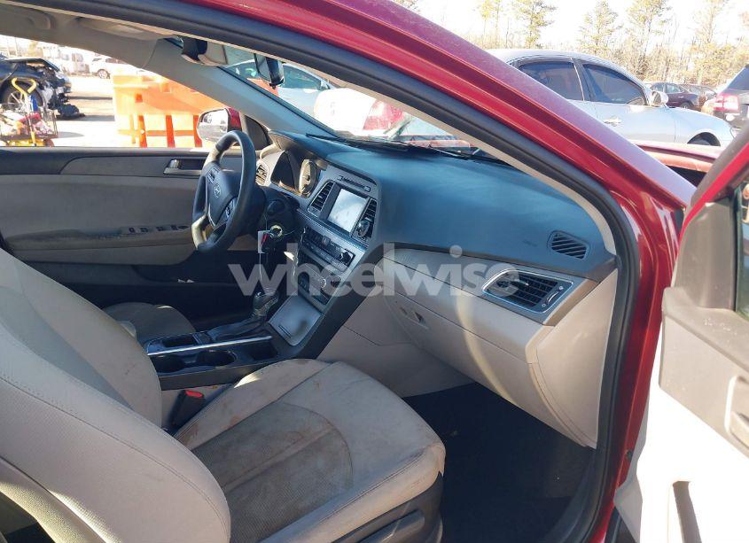 Photo 5 of 2016 Hyundai Sonata SE (VIN 5NPE24AF8GH362505)