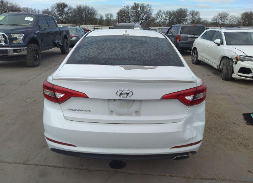 Photo 16 of 2016 Hyundai Sonata SE (VIN 5NPE24AF8GH369678)