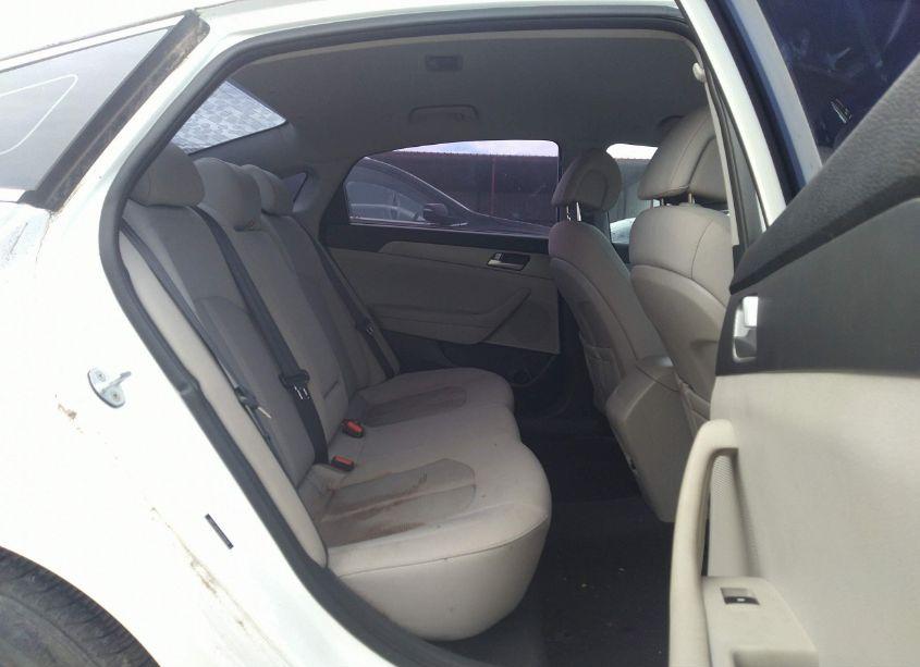 Photo 8 of 2016 Hyundai Sonata SE (VIN 5NPE24AF8GH369678)