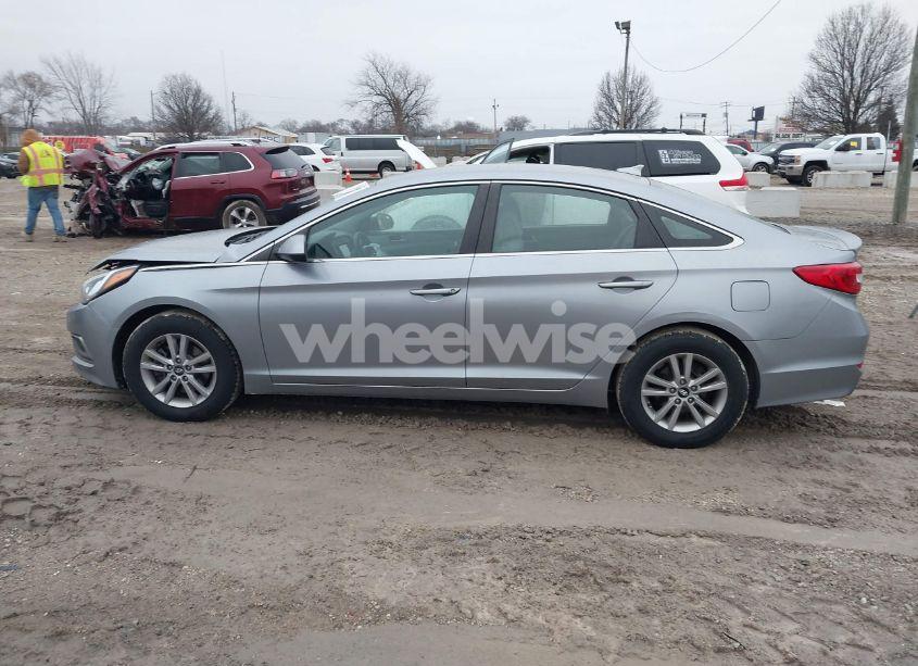 Photo 14 of 2016 Hyundai Sonata SE (VIN 5NPE24AF8GH373245)