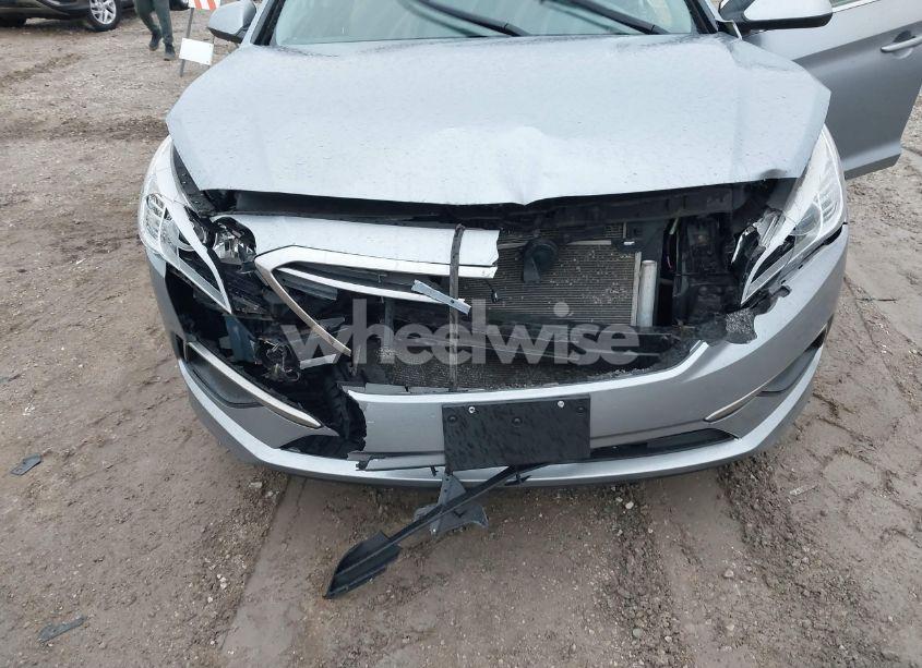 Photo 6 of 2016 Hyundai Sonata SE (VIN 5NPE24AF8GH373245)