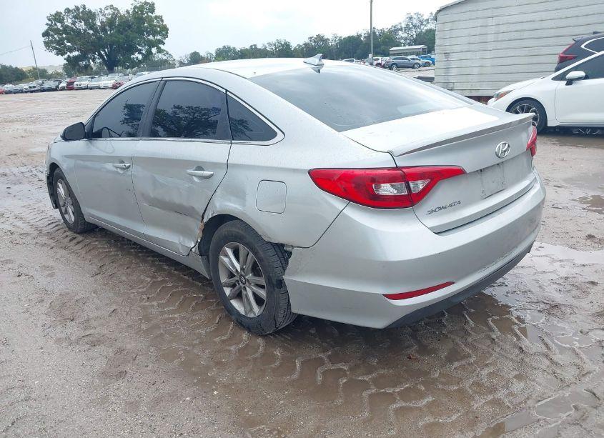 Photo 3 of 2016 Hyundai Sonata SE (VIN 5NPE24AF8GH373424)