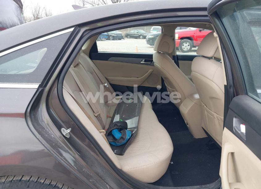 Photo 5 of 2016 Hyundai Sonata SE (VIN 5NPE24AF8GH385542)