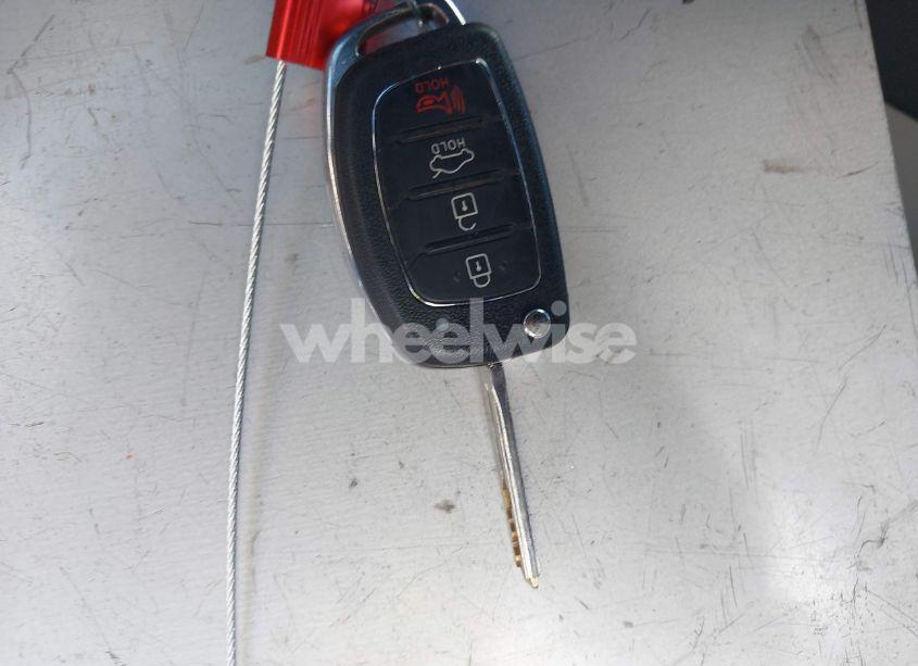 Photo 11 of 2016 Hyundai Sonata SE (VIN 5NPE24AF8GH404056)