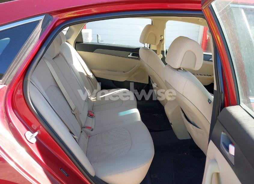 Photo 8 of 2016 Hyundai Sonata SE (VIN 5NPE24AF8GH423447)