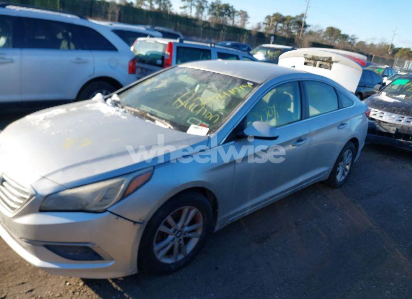 Photo 13 of 2016 Hyundai Sonata SE (VIN 5NPE24AF8GH425800)