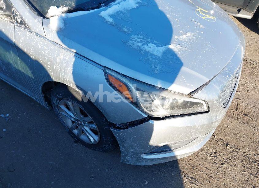 Photo 6 of 2016 Hyundai Sonata SE (VIN 5NPE24AF8GH425800)