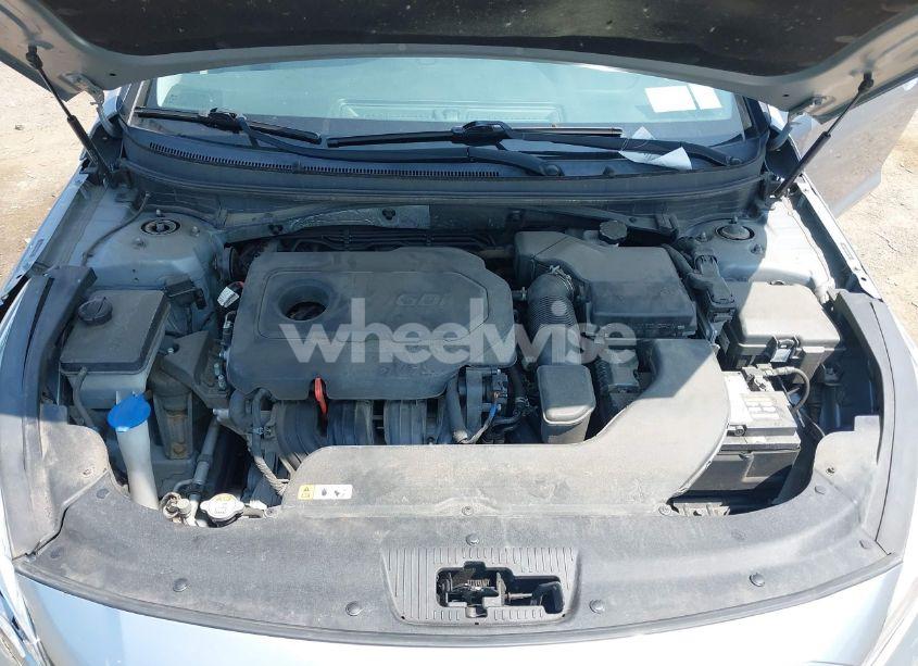 Photo 10 of 2016 Hyundai Sonata SE (VIN 5NPE24AF8GH426803)