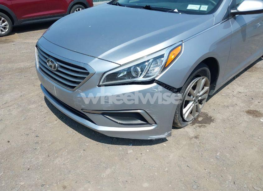 Photo 6 of 2016 Hyundai Sonata SE (VIN 5NPE24AF8GH426803)
