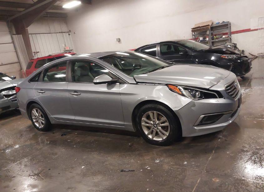Photo 13 of 2017 Hyundai Sonata SE (VIN 5NPE24AF8HH438533)