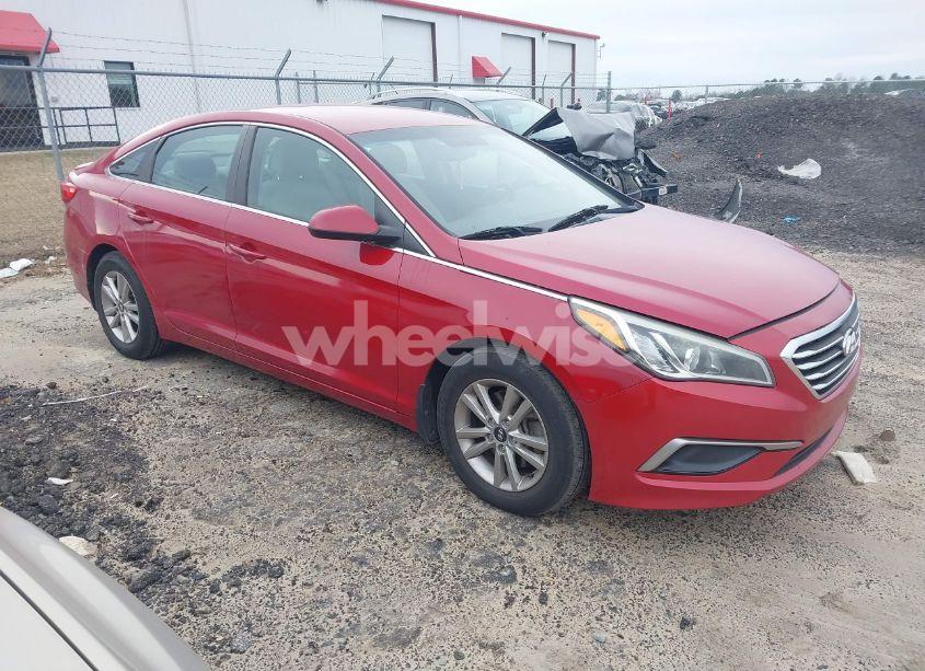 2017 Hyundai Sonata SE (VIN 5NPE24AF8HH455199) main photo