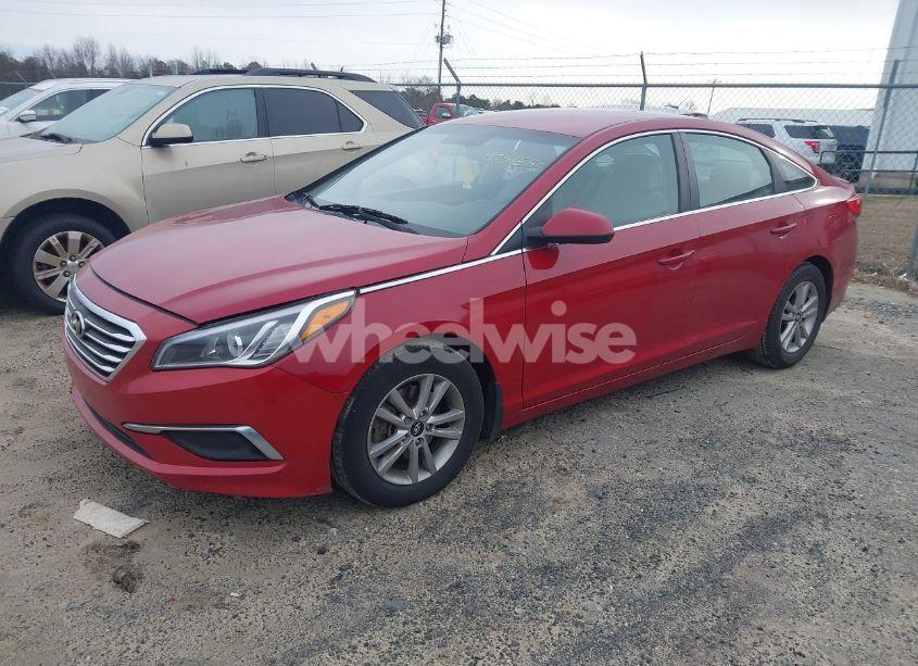 Photo 2 of 2017 Hyundai Sonata SE (VIN 5NPE24AF8HH455199)