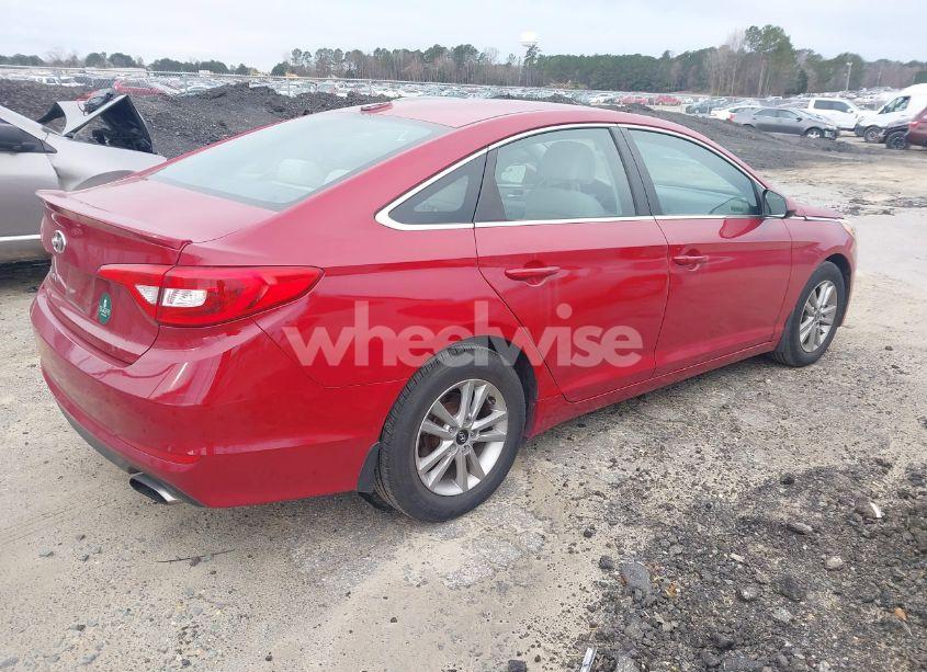 Photo 4 of 2017 Hyundai Sonata SE (VIN 5NPE24AF8HH455199)