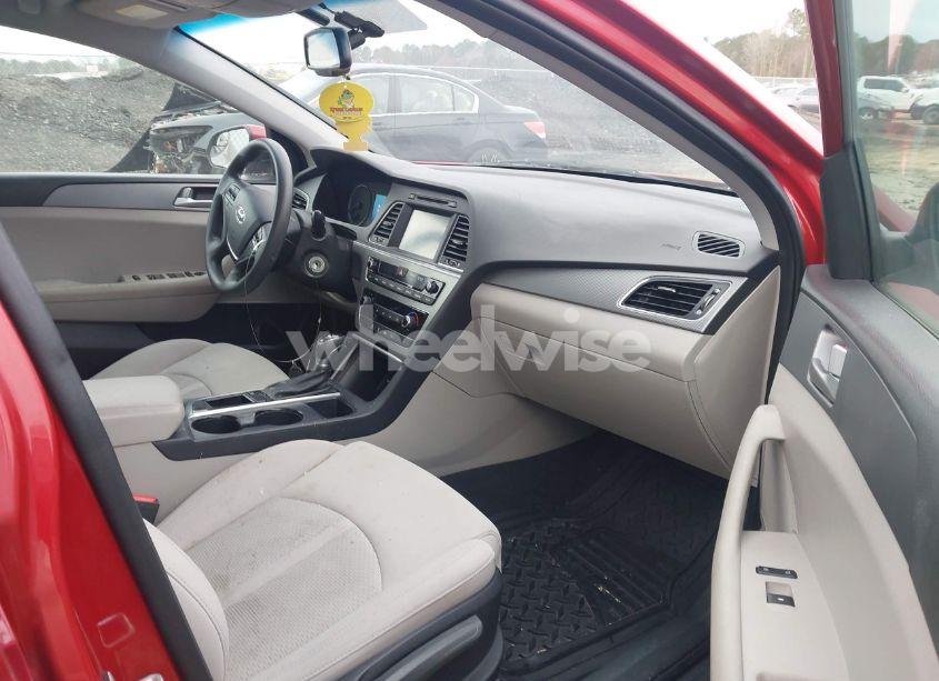 Photo 5 of 2017 Hyundai Sonata SE (VIN 5NPE24AF8HH455199)