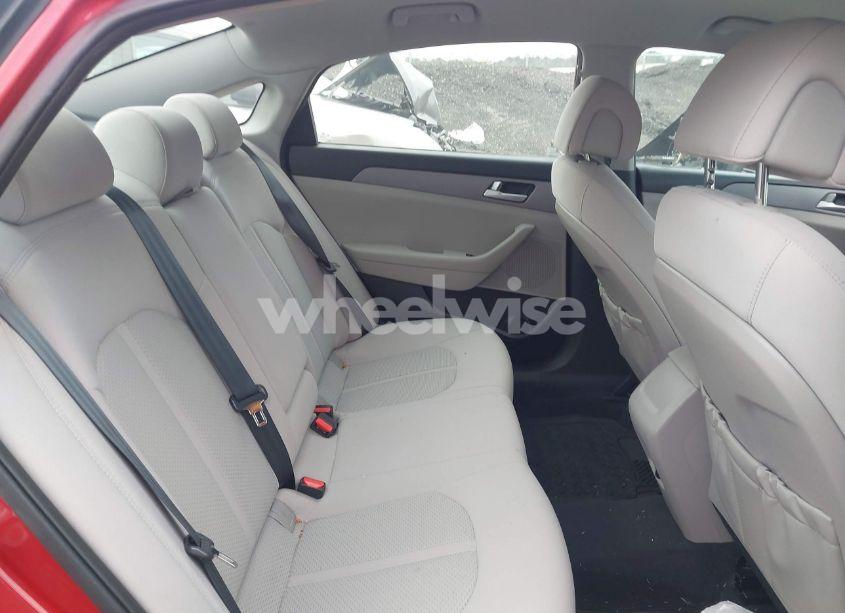 Photo 8 of 2017 Hyundai Sonata SE (VIN 5NPE24AF8HH455199)