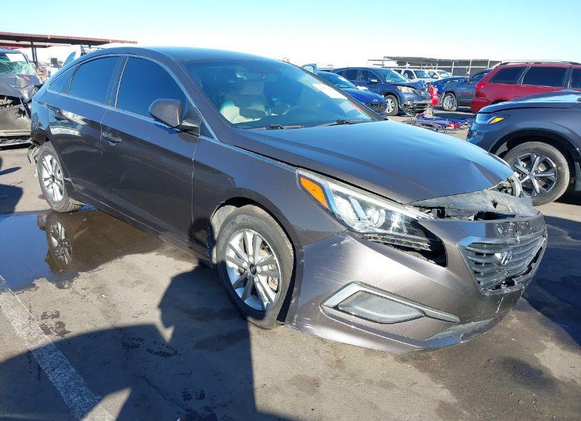 2017 Hyundai Sonata (VIN 5NPE24AF8HH467479) main photo