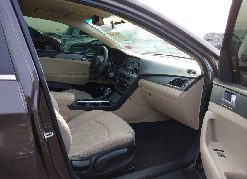 Photo 5 of 2017 Hyundai Sonata (VIN 5NPE24AF8HH467479)