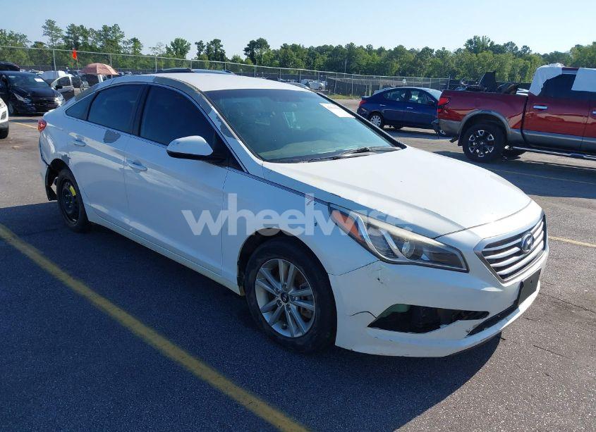 2017 Hyundai Sonata (VIN 5NPE24AF8HH489577) main photo