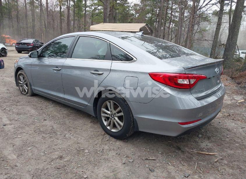 Photo 3 of 2017 Hyundai Sonata SE (VIN 5NPE24AF8HH508516)
