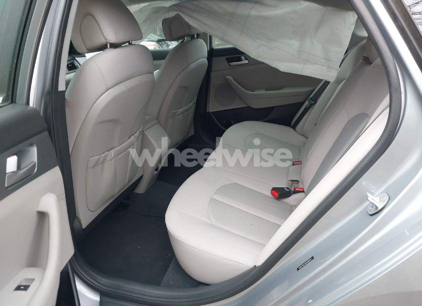 Photo 8 of 2017 Hyundai Sonata SE (VIN 5NPE24AF8HH508516)