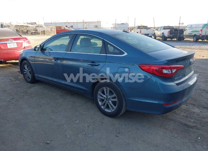 Photo 3 of 2017 Hyundai Sonata SE (VIN 5NPE24AF8HH511982)