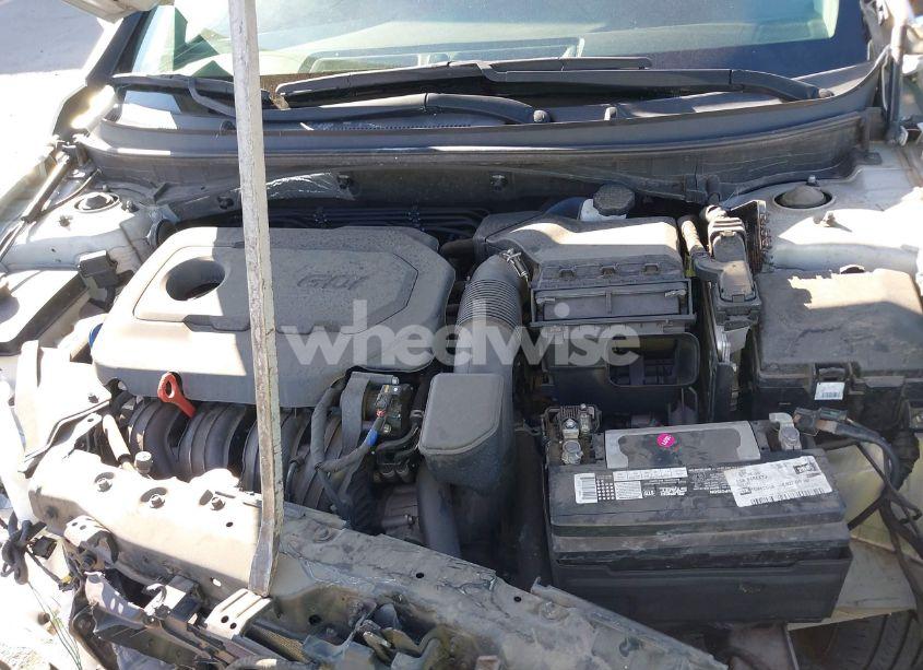 Photo 10 of 2017 Hyundai Sonata SE (VIN 5NPE24AF8HH526658)