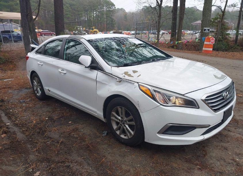 2017 Hyundai Sonata (VIN 5NPE24AF8HH536090) main photo