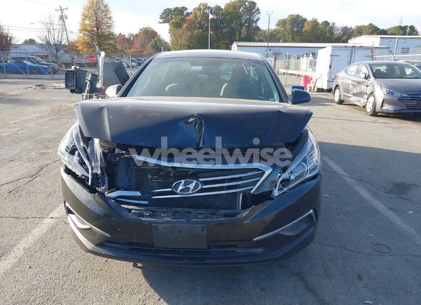 Photo 12 of 2017 Hyundai Sonata SE (VIN 5NPE24AF8HH563256)