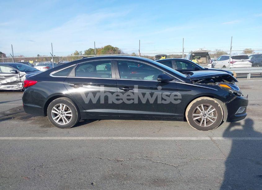 Photo 13 of 2017 Hyundai Sonata SE (VIN 5NPE24AF8HH563256)