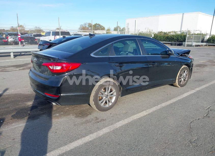 Photo 4 of 2017 Hyundai Sonata SE (VIN 5NPE24AF8HH563256)