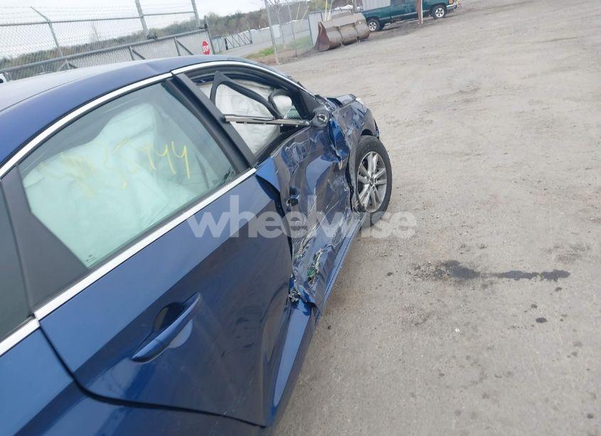 Photo 6 of 2017 Hyundai Sonata SE (VIN 5NPE24AF8HH566805)