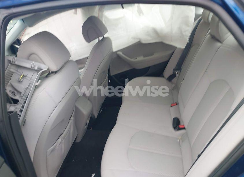 Photo 8 of 2017 Hyundai Sonata SE (VIN 5NPE24AF8HH566805)