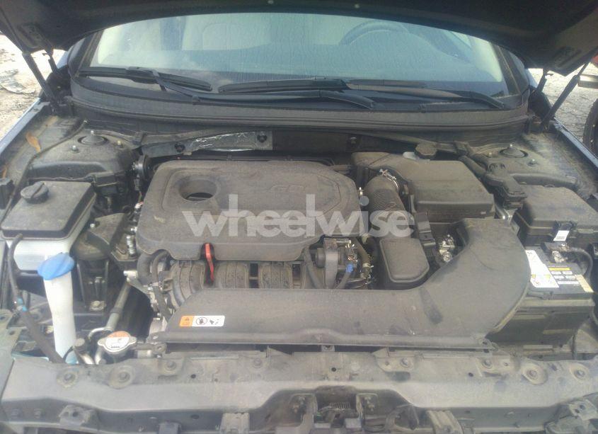 Photo 10 of 2017 Hyundai Sonata SE (VIN 5NPE24AF8HH568439)