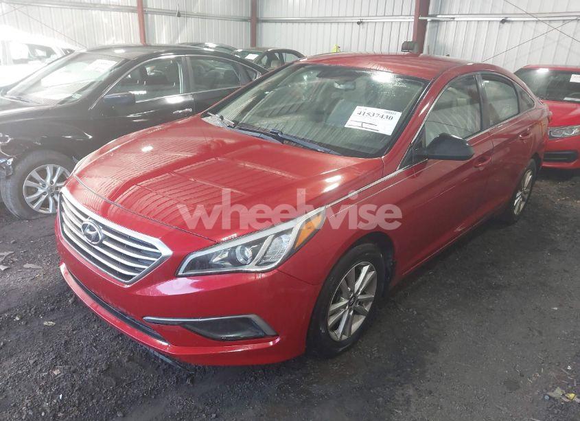 Photo 2 of 2017 Hyundai Sonata SE (VIN 5NPE24AF8HH581742)
