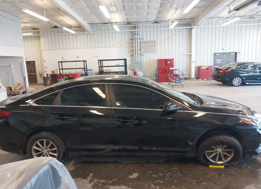 Photo 14 of 2018 Hyundai Sonata SE (VIN 5NPE24AF8JH606886)