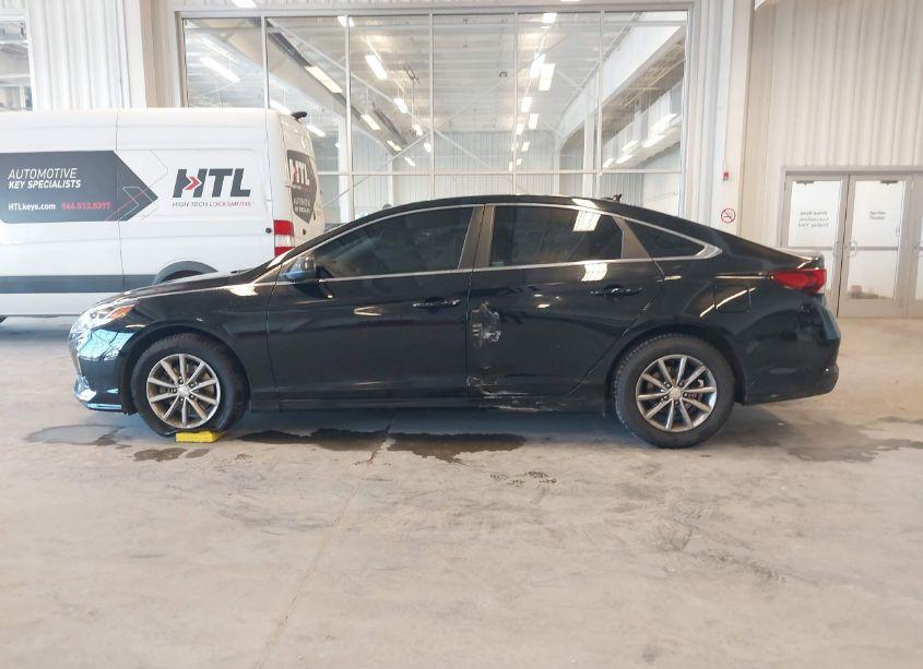 Photo 15 of 2018 Hyundai Sonata SE (VIN 5NPE24AF8JH606886)