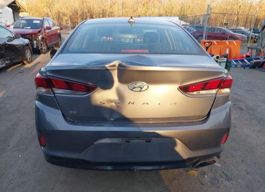 Photo 15 of 2018 Hyundai Sonata SE (VIN 5NPE24AF8JH614969)