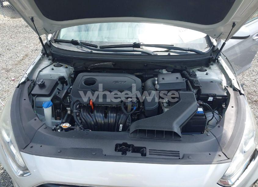 Photo 10 of 2018 Hyundai Sonata SE (VIN 5NPE24AF8JH621811)
