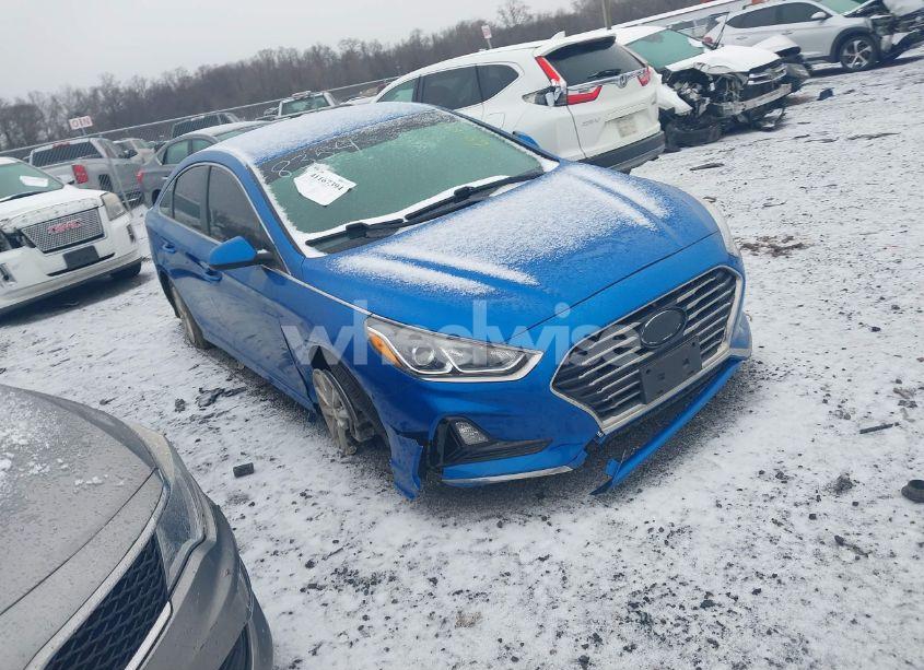 2018 Hyundai Sonata SE (VIN 5NPE24AF8JH628354) main photo