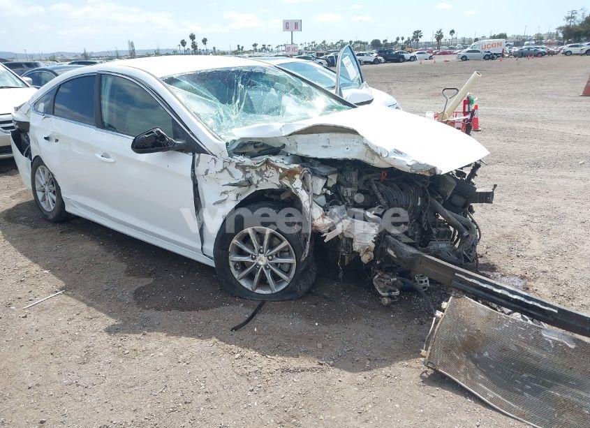 Photo 6 of 2018 Hyundai Sonata SE (VIN 5NPE24AF8JH658812)